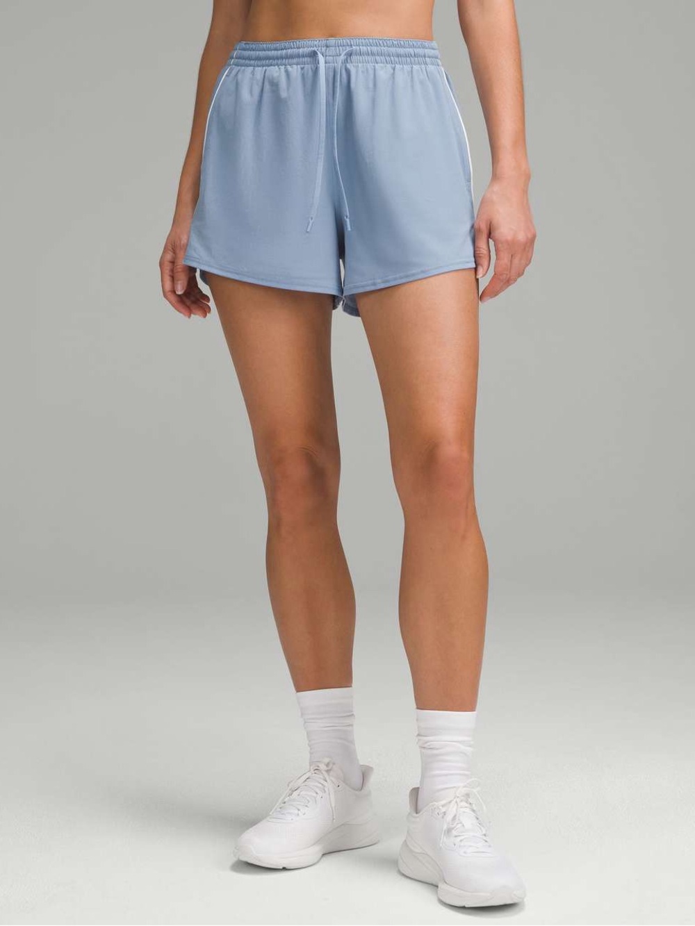 Lululemon Court Rival High-Rise Short 3"- Blue Willow / White- Size 4